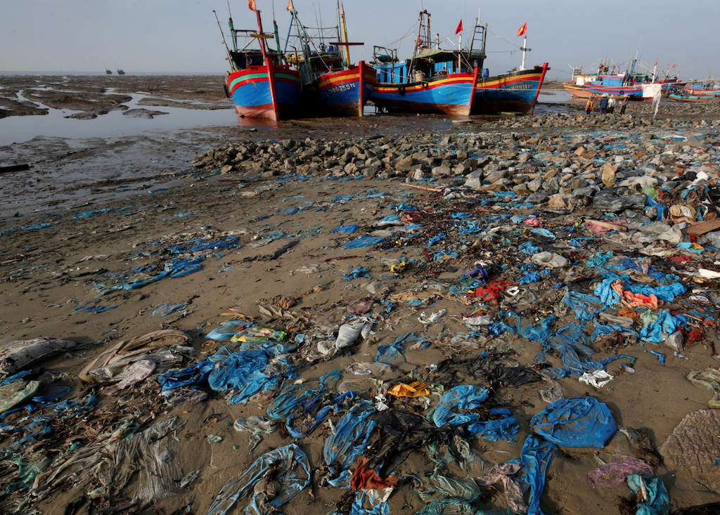  PlasticCrisis The 8 Most Polluted Beaches Coastlines In Asia