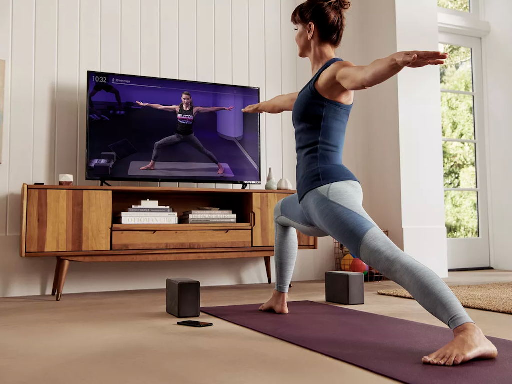 8 Free Online Fitness & Yoga Classes Do At Home During Coronavirus