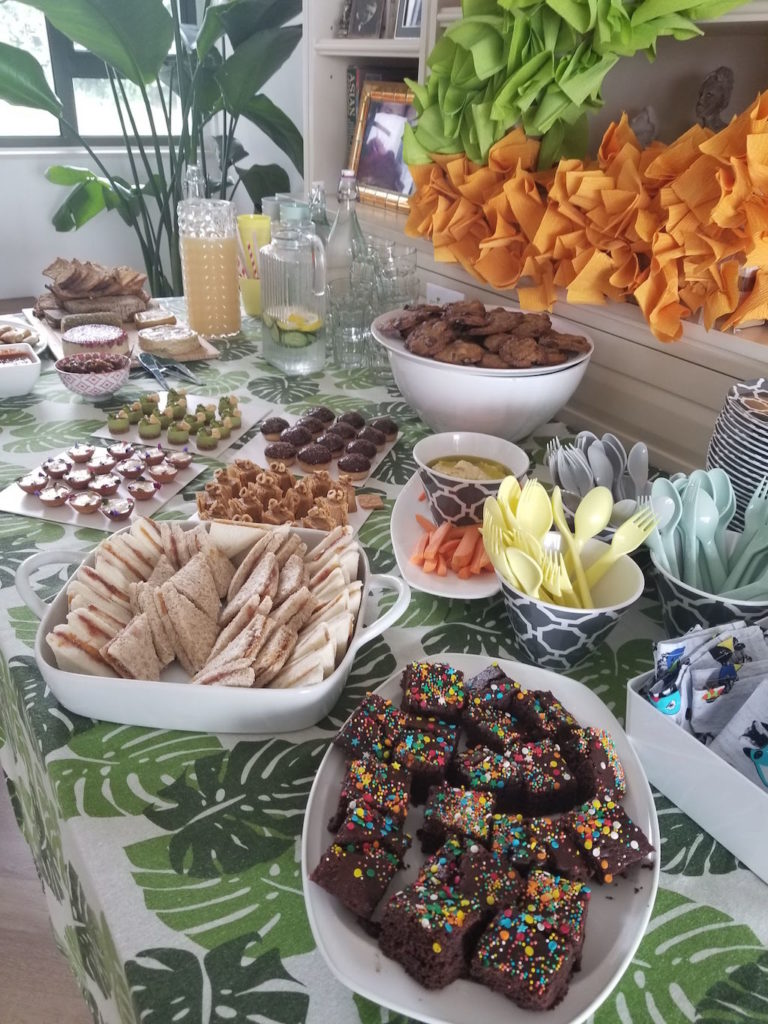 How To Throw a Vegan, Low-Waste Kids Birthday Party That's Still Lots ...