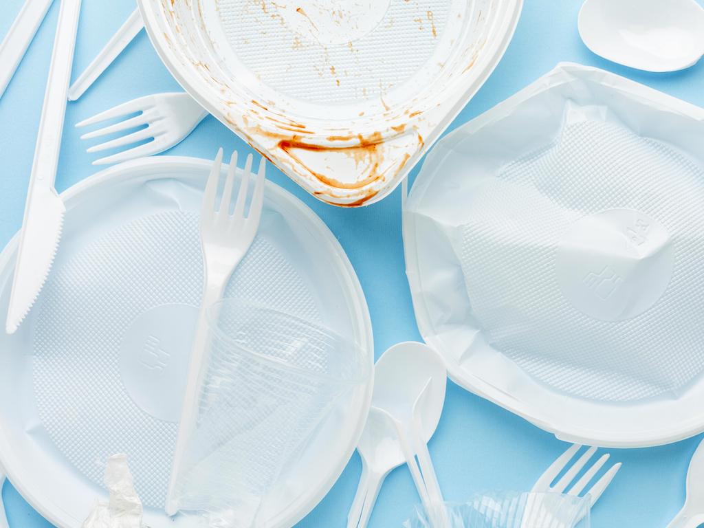 Uk To Ban Single Use Cutlery And Tableware In War On Plastic